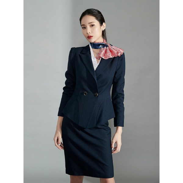 深藍色小西服套裝